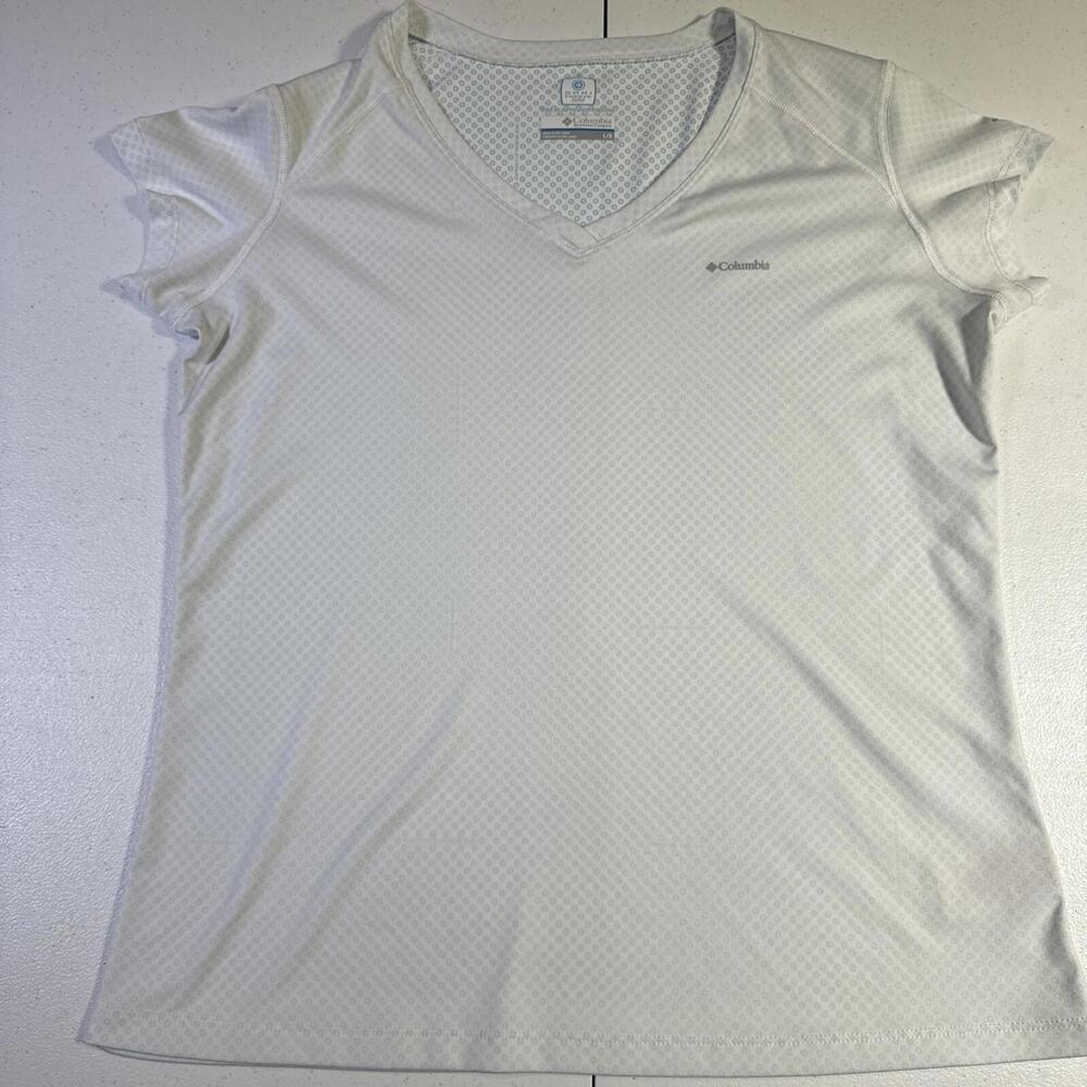 Columbia sweat activated cool top. Size L